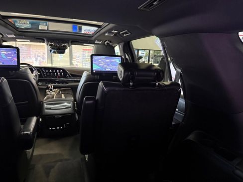 Used 2021 Cadillac Escalade Sport w/ Driver Assist Tech Package AWD/4WD image 61