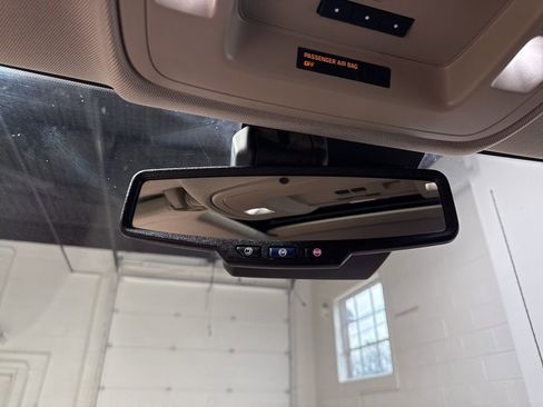 Used 2015 Chevrolet Silverado 1500 High Country w/ High Country Premium Package image 23