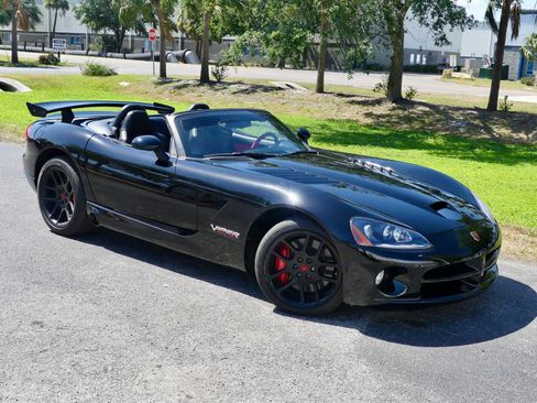 Used 2004 Dodge Viper SRT-10 image 95