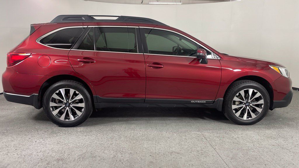 Used 2017 Subaru Outback 2.5i Limited AWD/4WD image 2