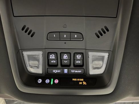 Used 2023 Buick Enclave Essence w/ Experience Buick Package image 46