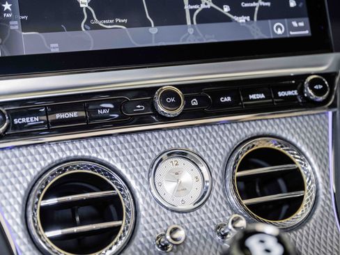 Used 2024 Bentley Continental GT Mulliner image 30