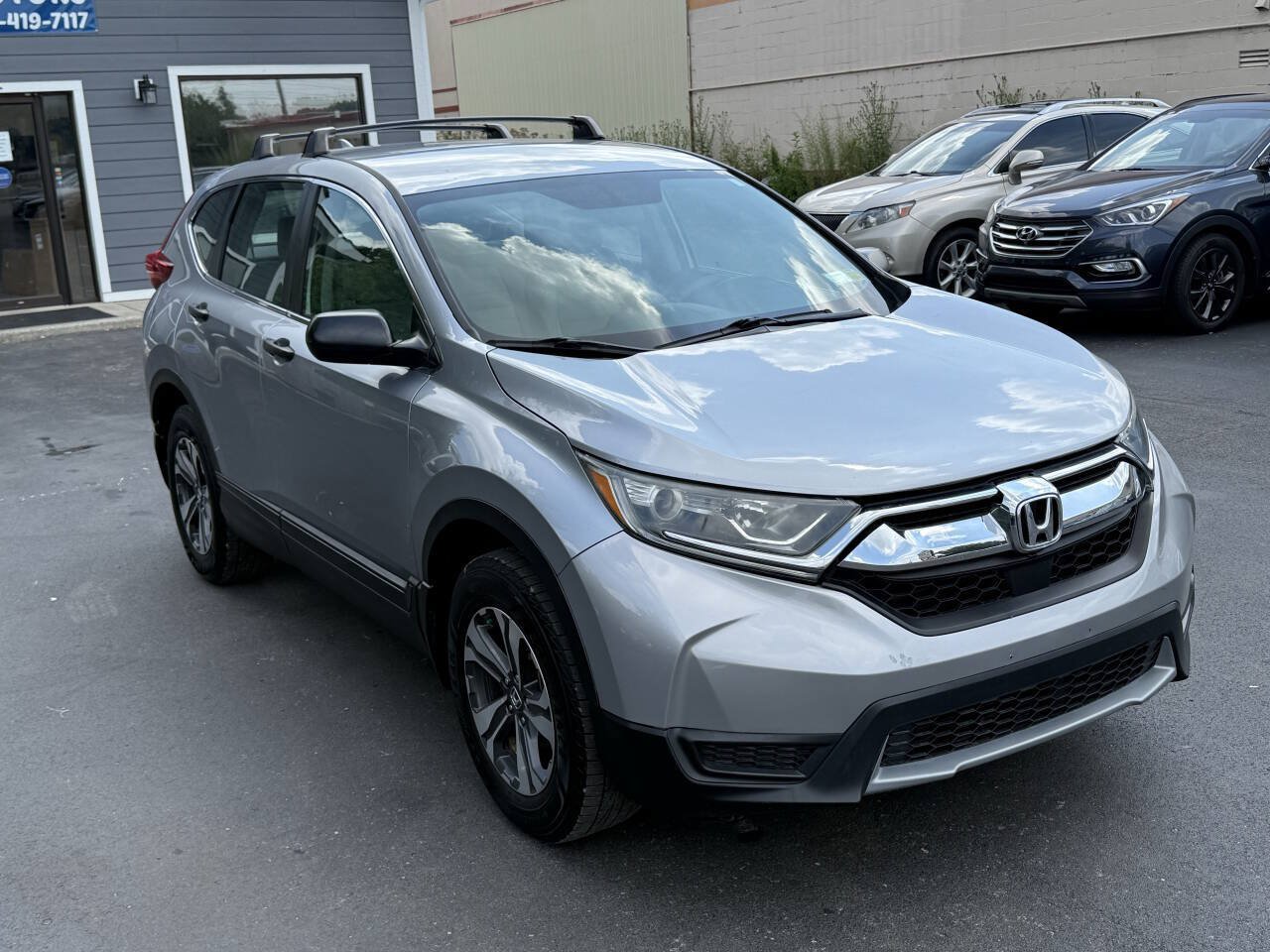 Used 2017 Honda CR-V LX image 7
