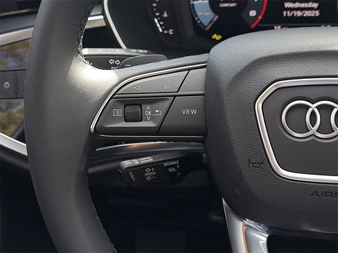 New 2025 Audi Q3 2.0T Premium image 9