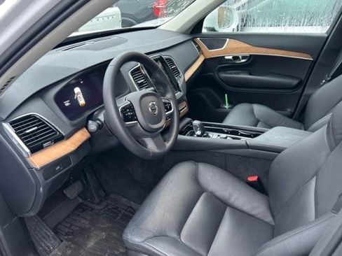 Used 2024 Volvo XC90 B6 Plus w/ Protection Package Premier image 5