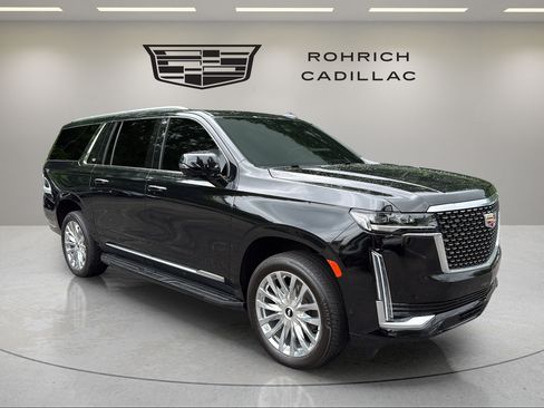 Certified 2024 Cadillac Escalade ESV Premium Luxury w/ LPO, Floor Liner Package AWD/4WD image 3