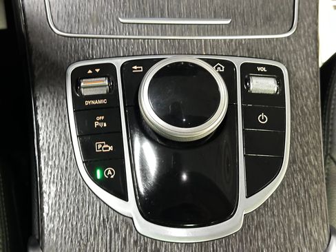 Used 2019 Mercedes-Benz C 300 Sedan w/ Parking Assistance Package image 45