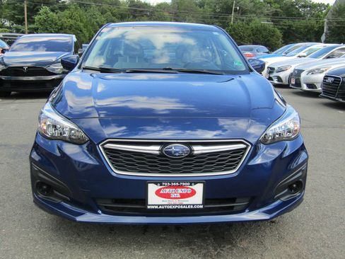 Used 2017 Subaru Impreza 2.0i Premium image 5
