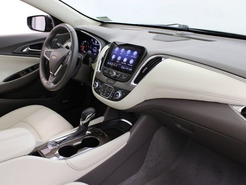 Used 2024 Chevrolet Malibu LT FWD image 26
