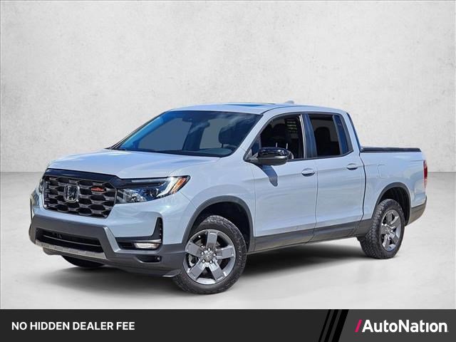 Used 2025 Honda Ridgeline TrailSport image 1