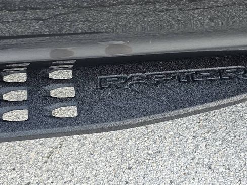 Used 2017 Ford F150 Raptor w/ Equipment Group 802A Luxury AWD/4WD image 20