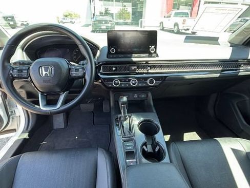 Used 2024 Honda Civic EX-L image 16