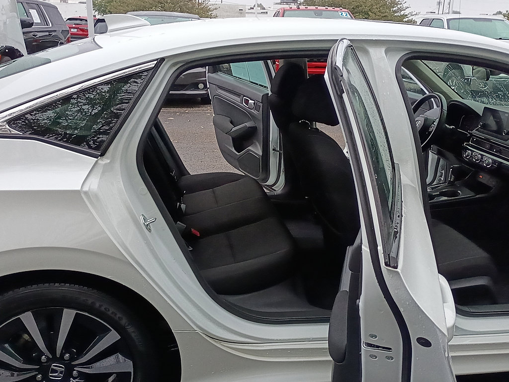 Certified 2022 Honda Civic EX image 15