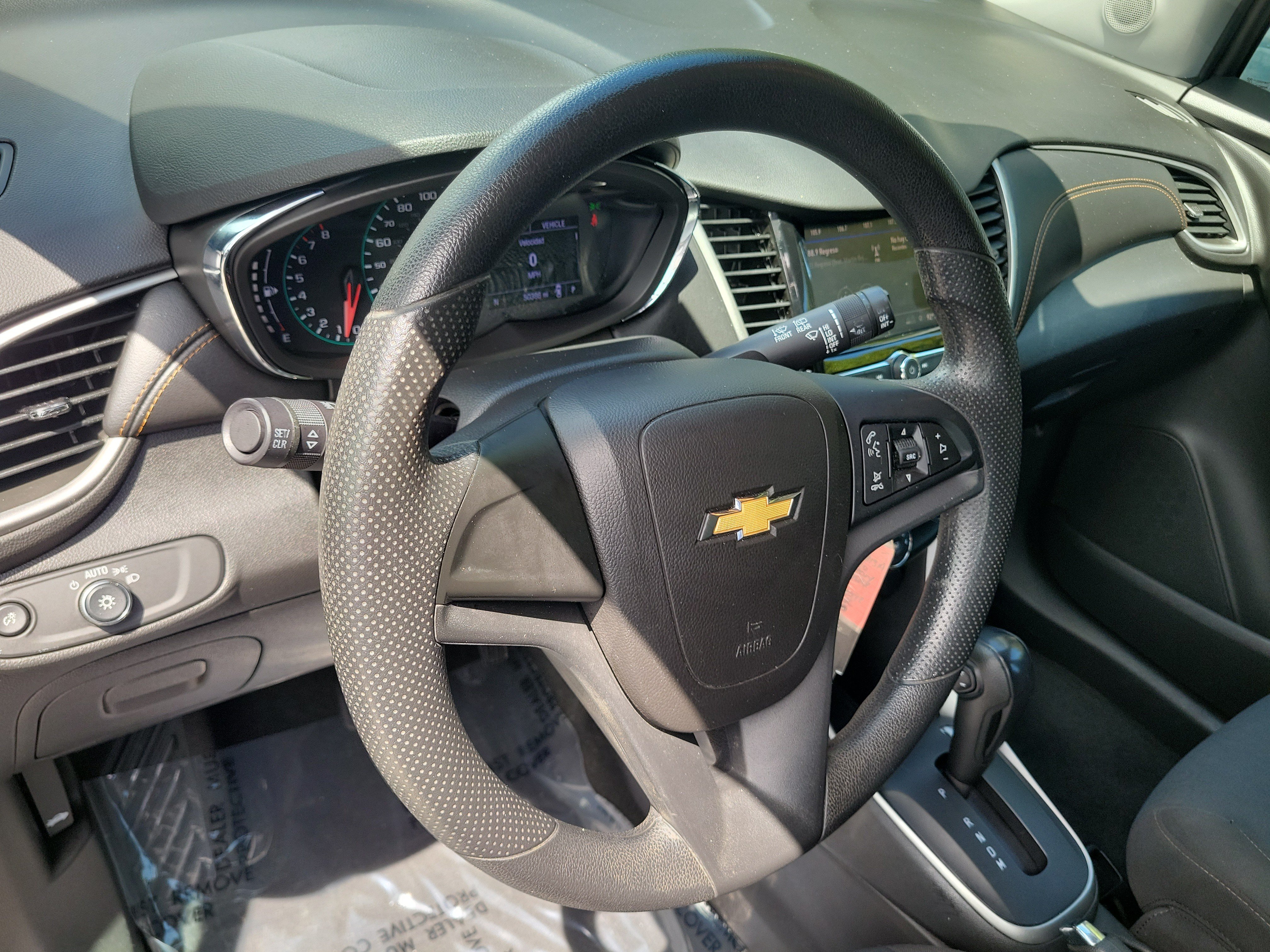 Used 2020 Chevrolet Trax LS FWD image 9