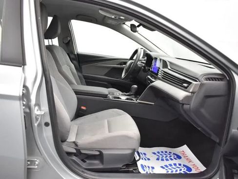 Used 2025 Toyota Camry LE FWD image 16