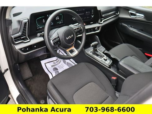 Used 2023 Kia Sportage LX image 23