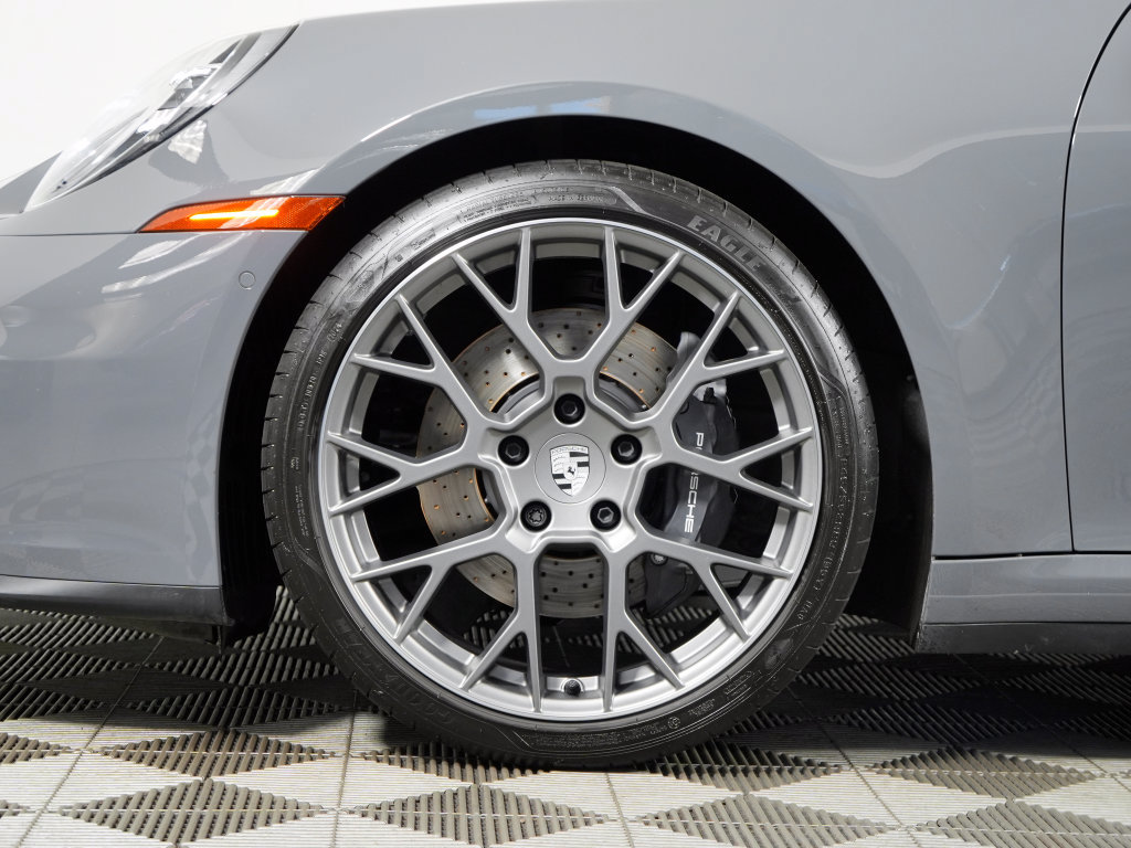 Certified 2025 Porsche 911 Carrera w/ Premium Package RWD image 19