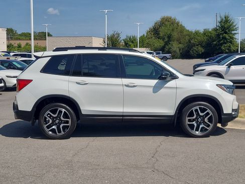 Used 2023 Honda Passport Elite image 2
