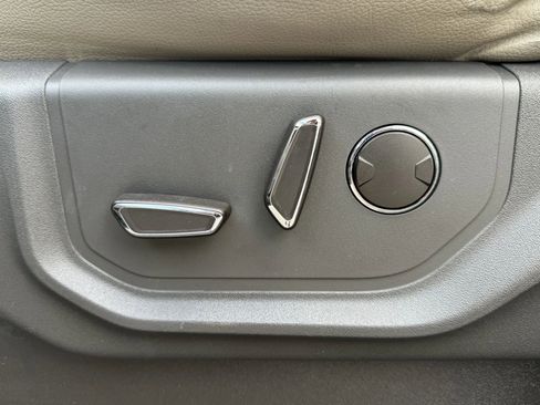 Used 2019 Ford Expedition Limited w/ Texas Edition Package image 46