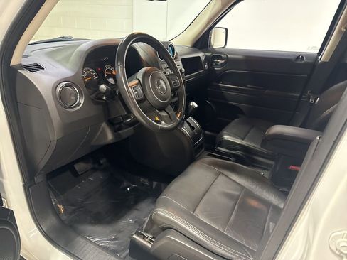 Used 2015 Jeep Patriot High Altitude image 20