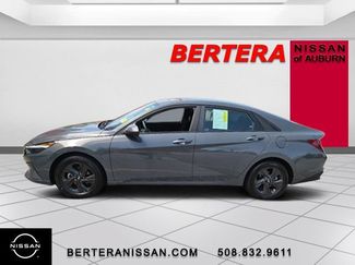 Used 2023 Hyundai Elantra SEL w/ Cargo Package FWD video 1