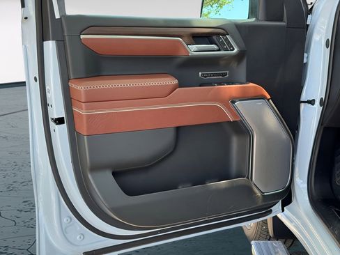 New 2026 GMC Sierra 1500 Denali Ultimate AWD/4WD image 10