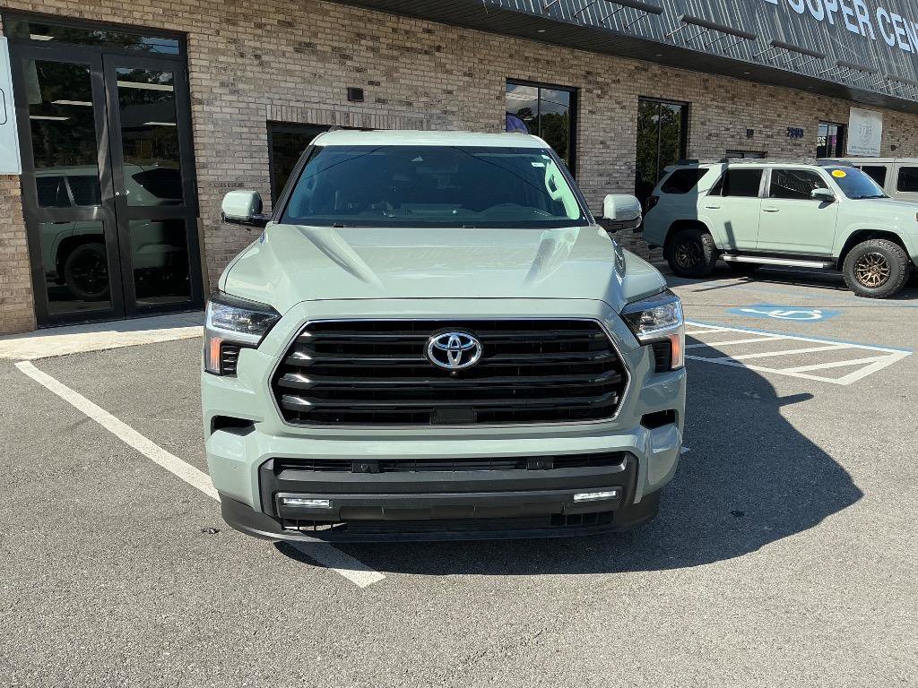 Used 2024 Toyota Sequoia SR5 w/ SR5 Premium Package AWD/4WD image 8