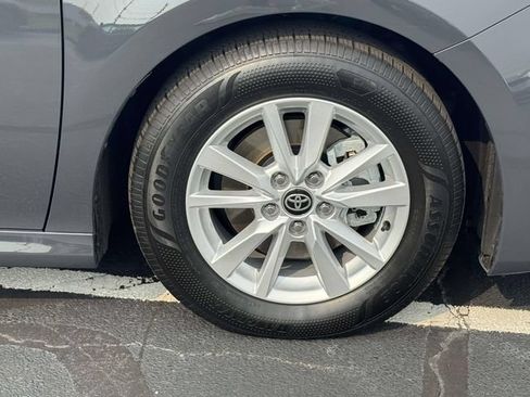 Used 2025 Toyota Camry LE w/ Convenience Package FWD image 7
