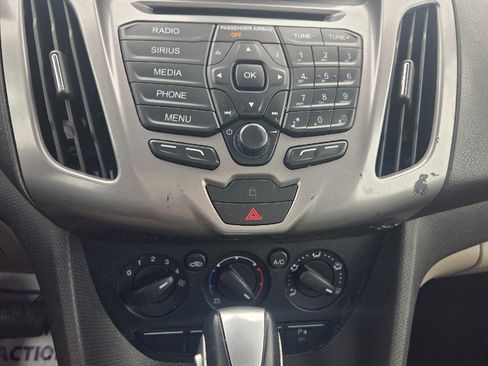 Used 2016 Ford Transit Connect XLT image 16