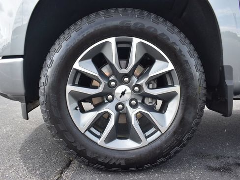 Used 2025 Chevrolet Silverado 1500 RST w/ All Star Edition Plus AWD/4WD image 16