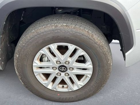Used 2026 Toyota Tundra SR5 AWD/4WD image 5