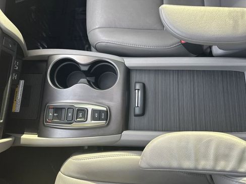 Used 2022 Honda Pilot Special Edition image 19