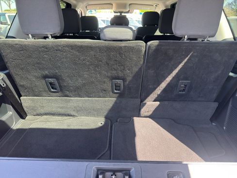 Used 2025 Ford Expedition Active RWD image 18