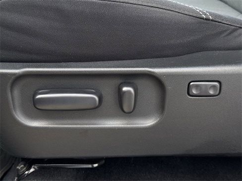 Used 2021 Toyota Tacoma TRD Off-Road w/ TRD Premium Off Road Package image 28