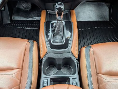 Used 2017 Nissan Rogue SL w/ SL Premium Package image 33