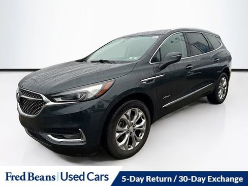 Used 2018 Buick Enclave Avenir w/ Avenir Technology Package image 3