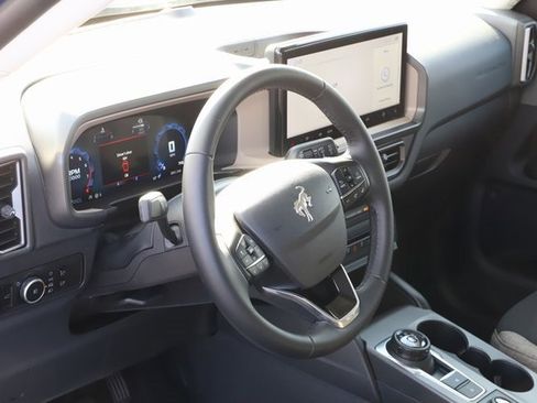 Used 2025 Ford Bronco Sport Big Bend w/ Convenience Package image 12