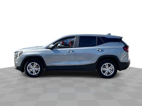 Used 2024 GMC Terrain SLE FWD image 4
