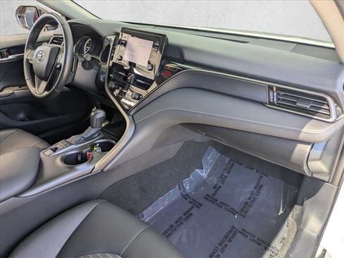 Used 2024 Toyota Camry SE w/ Convenience Package image 22