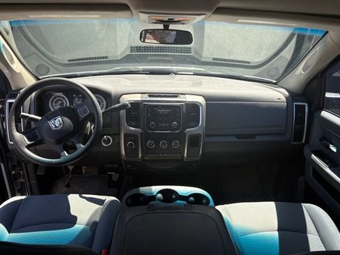 Used 2013 RAM 1500 Classic SLT AWD/4WD image 9