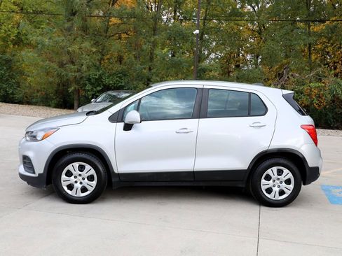 Used 2017 Chevrolet Trax LS image 4