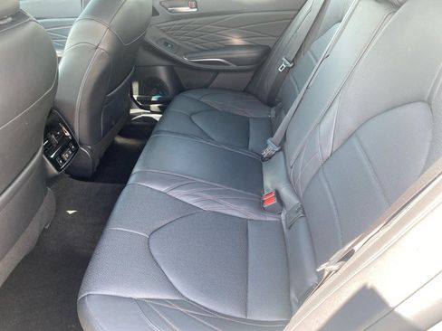 Used 2022 Toyota Avalon Limited w/ Advanced Safety Package FWD image 16