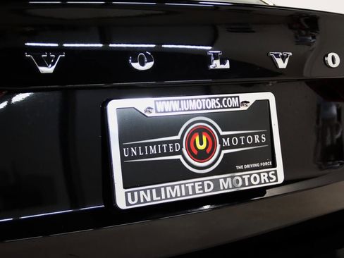 Used 2025 Volvo S60 B5 Core image 13