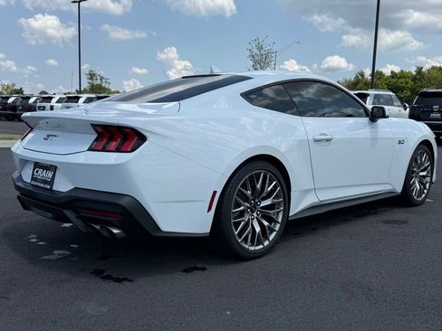Used 2025 Ford Mustang GT Premium RWD image 5