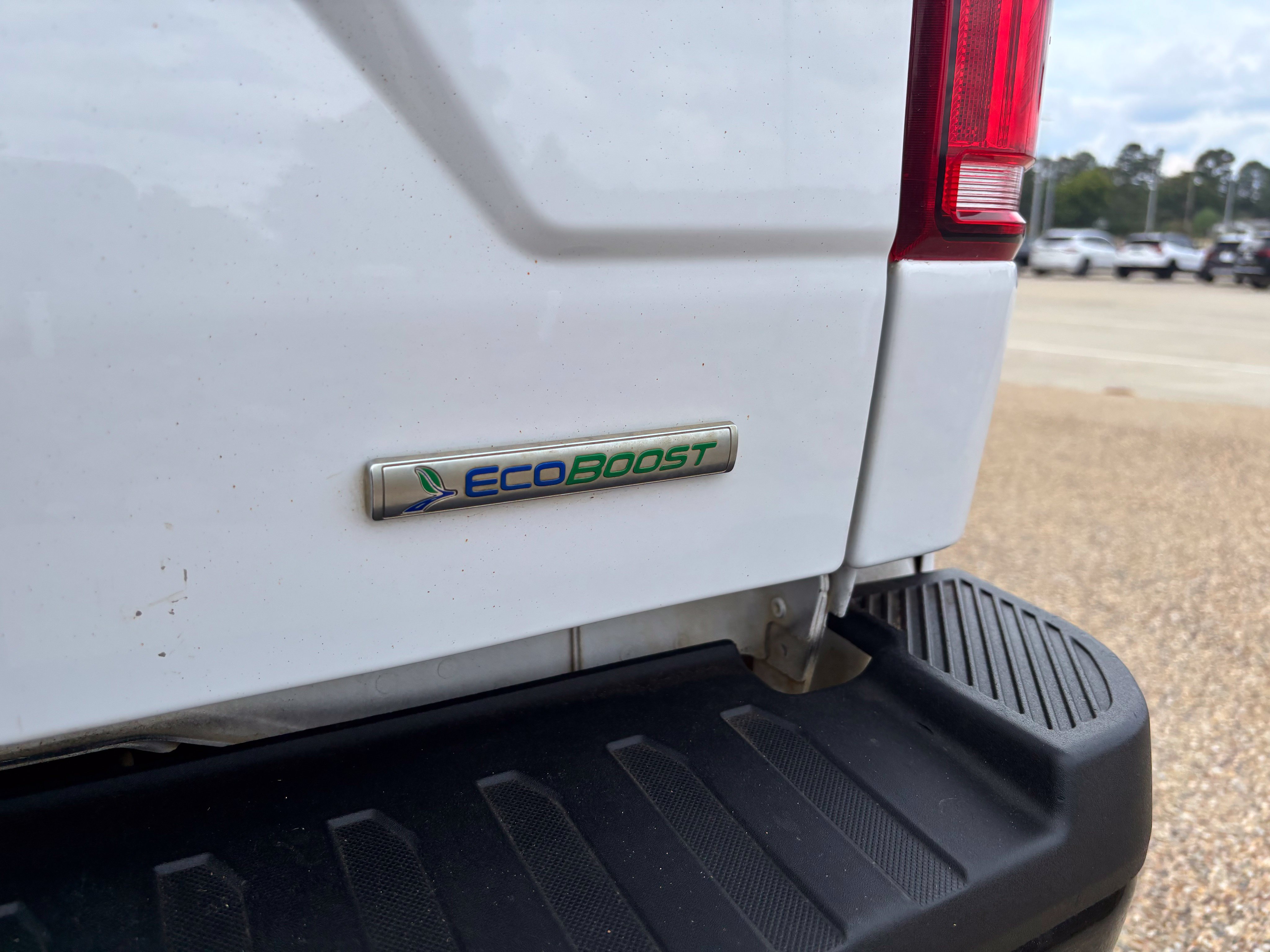Used 2018 Ford F150 XL w/ Equipment Group 101A Mid AWD/4WD image 8