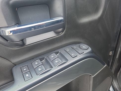 Used 2018 Chevrolet Silverado 1500 LT w/ All Star Edition image 16