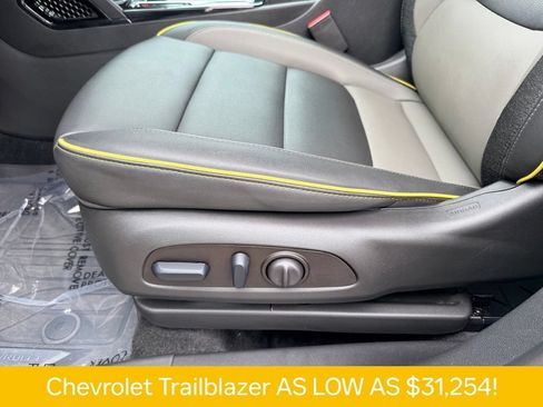 Used 2026 Chevrolet TrailBlazer ACTIV w/ Convenience Package FWD image 13