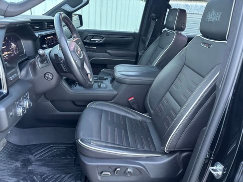 Used 2024 GMC Sierra 1500 AT4X w/ AT4X AEV Edition image 17