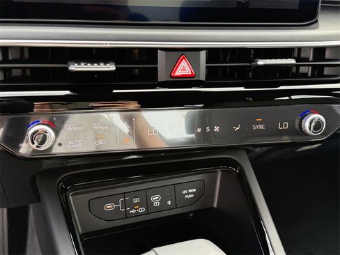 New 2026 Kia K5 GT image 26