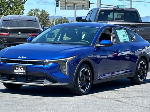 New 2026 Kia K4 EX FWD image 9